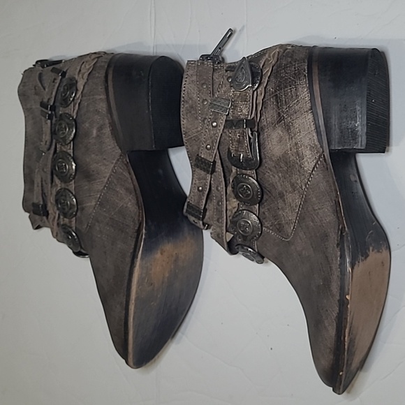 Naughty Monkey Leather Anchorage Ankle Booties 6.5 - Picture 4 of 16